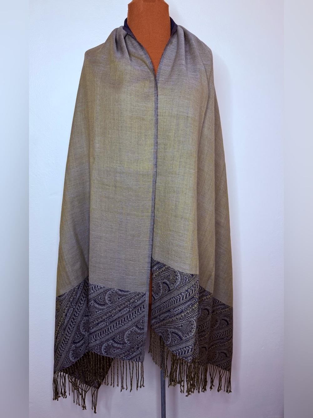 Fiori Shawl Wrap 100% Wool Fringe Hem One Size Fits All
